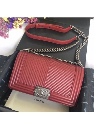 BOY CHANEL BAG CHEVRON  25